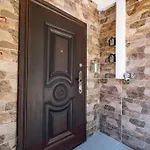Cozy & Parking - Subject To Availability Apartman Várna