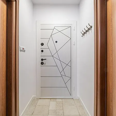 Appartement Cozy & Parking - Subject To Availability