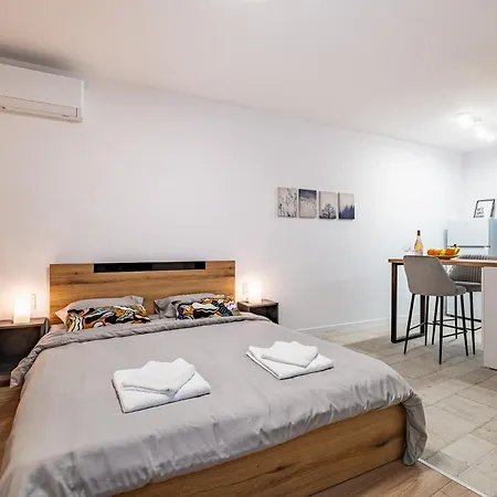 Cozy & - Parking - Subject To Availability * Varna