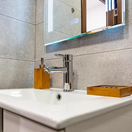 Cozy & - Parking - Subject To Availability * Varna