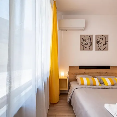 Cozy & Parking - Subject To Availability *